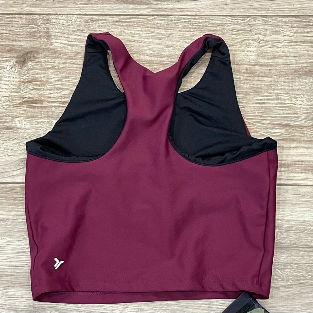 Old Navy Dance/Workout Outfit - Picture 2 of 5